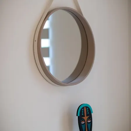 Carlos Au Pied Du Gros Horloge !