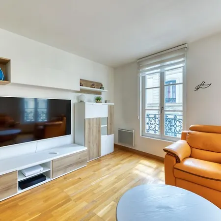 Carlos Au Pied Du Gros Horloge ! * 鲁昂