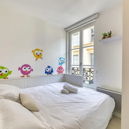 Carlos Au Pied Du Gros Horloge ! * 鲁昂