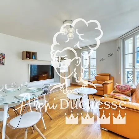 Carlos Au Pied Du Gros Horloge ! *