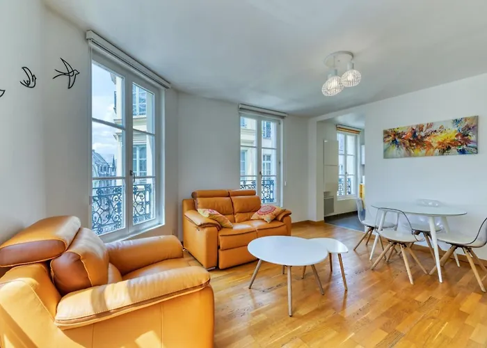 Carlos Au Pied Du Gros Horloge ! Apartment